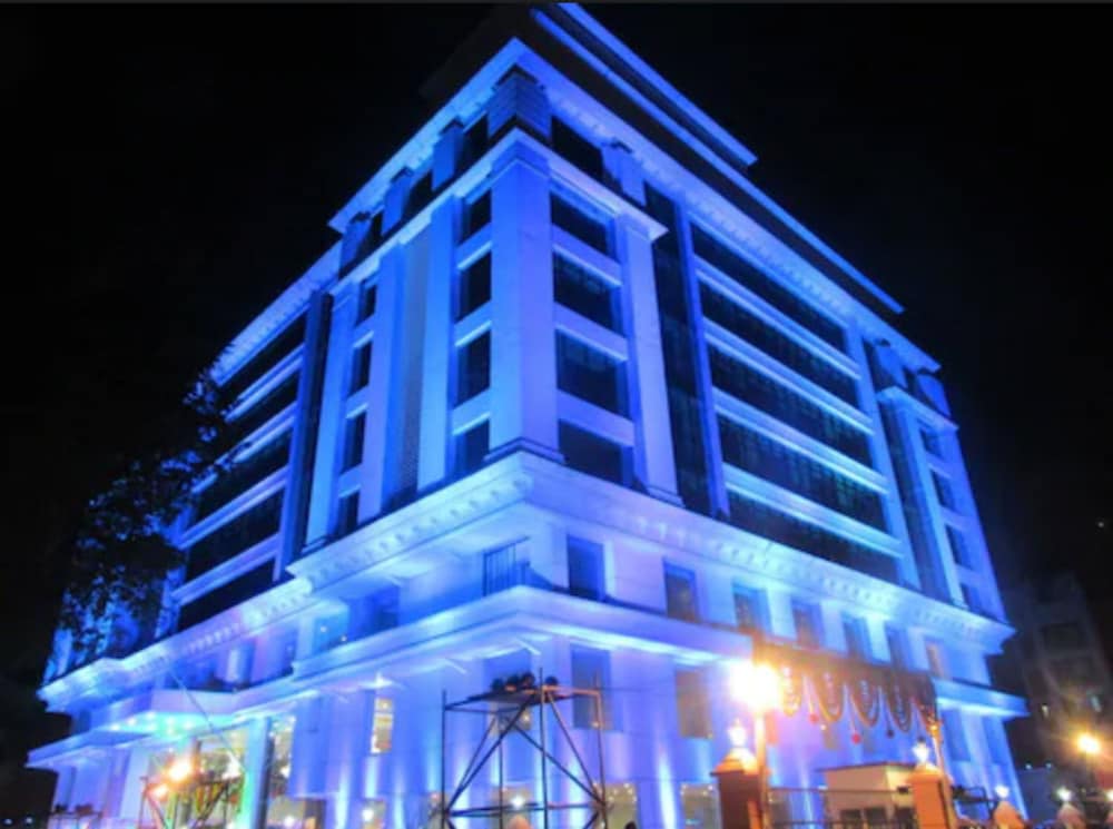 The Byke Suraj Plaza Veg Hotel, Thane, India