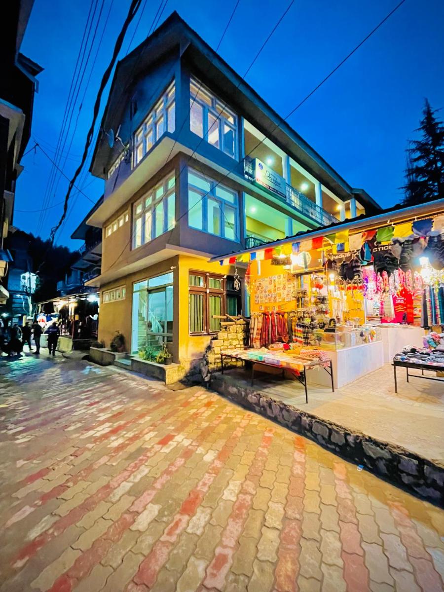 Hotel · Devi Dayar, Manāli