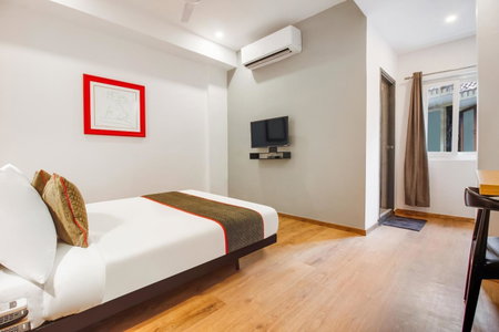OYO Townhouse 164 Near ESI HOSPITAL, Ameerpet, India