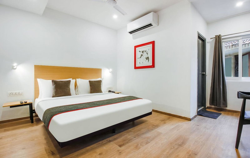 OYO Townhouse 164 Near ESI HOSPITAL, Ameerpet, India