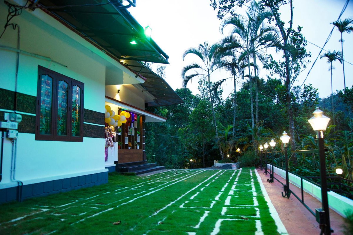 ARABIAN HOLIDAY RESORT WITH SWIMMING POOL IN IDUKKI Calvary Mount, India