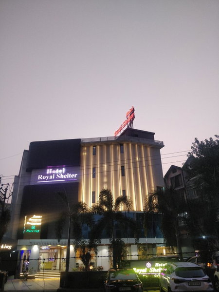 Hotel Royal Shelter, Vapi, India