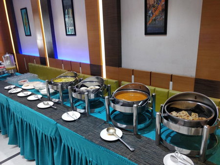 Hotel Royal Shelter, Vapi, India