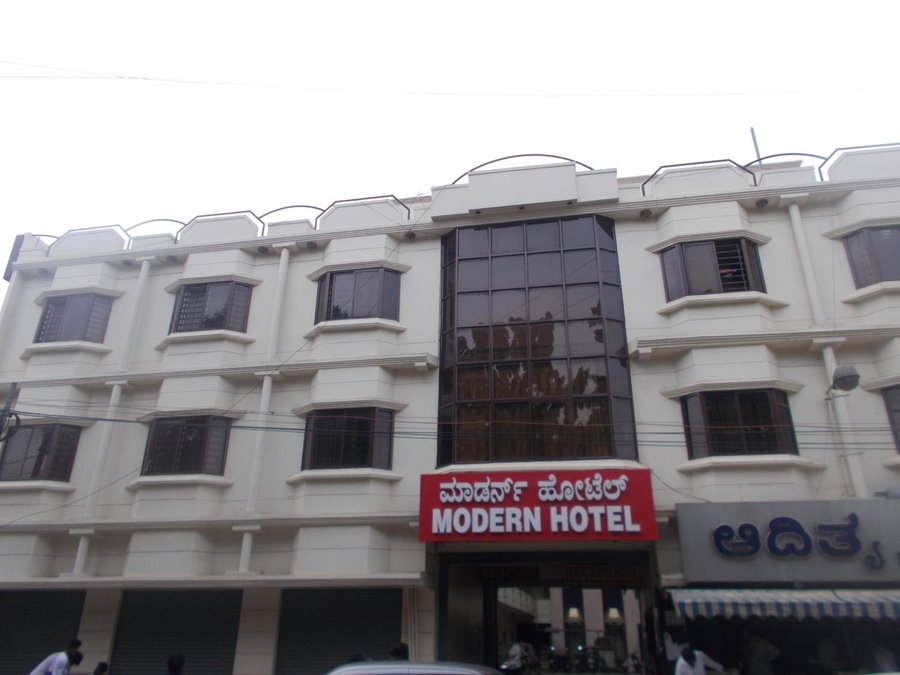Modern Hotel, Bangalore, India