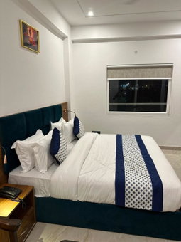 The Crown Prince, Greater Noida, India