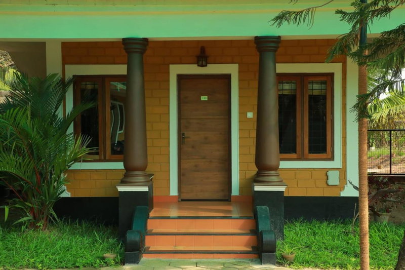 Pearlspot Hotel, Kumarakom, India