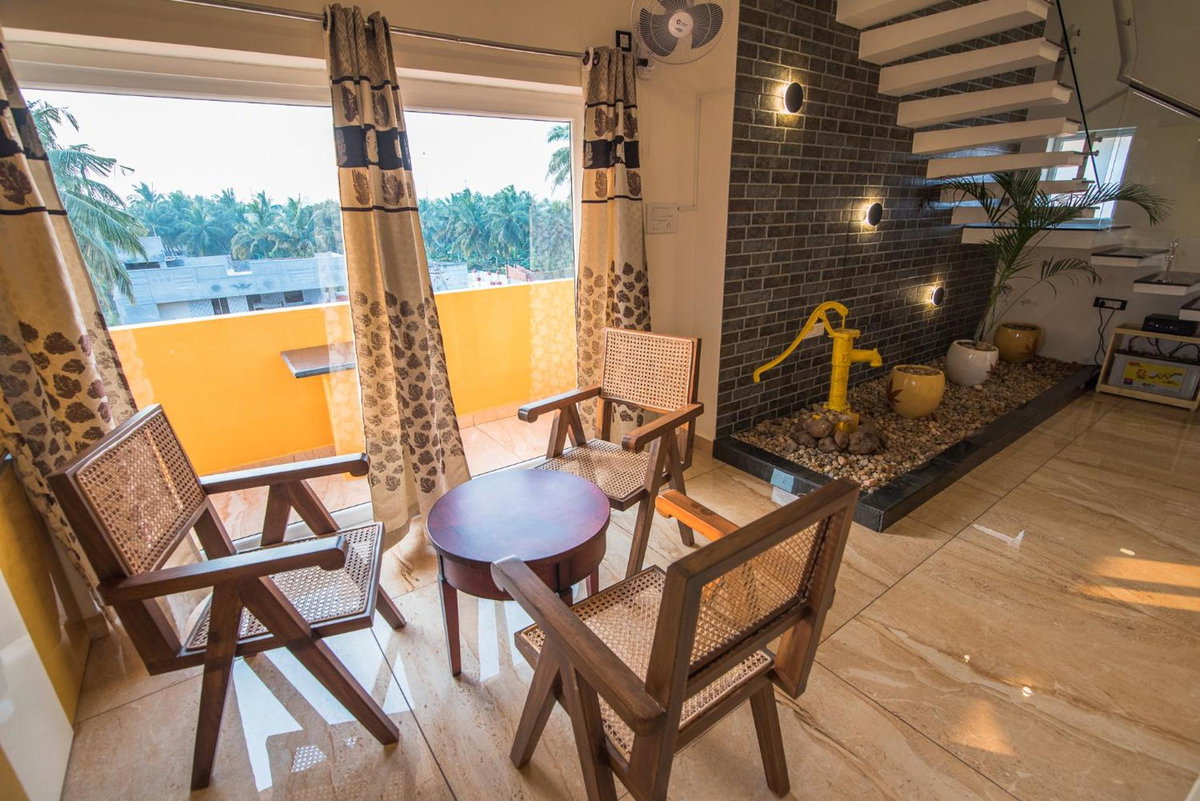 Hotel · mezzanine villa W/T Hot Tub Jacuzzi, Kālapettai