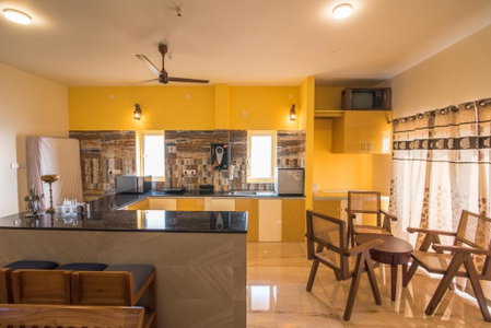 mezzanine villa W/T Hot Tub Jacuzzi, Kālapettai, India