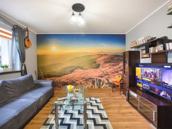 Hotel · Apartament Folkowy Wujek pod Gromadzyniem, Ustrzyki Dolne