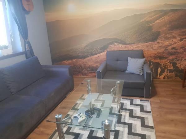 Apartament Folkowy Wujek pod Gromadzyniem, Ustrzyki Dolne, Poland