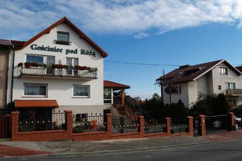 Gościniec pod Różą, Poland