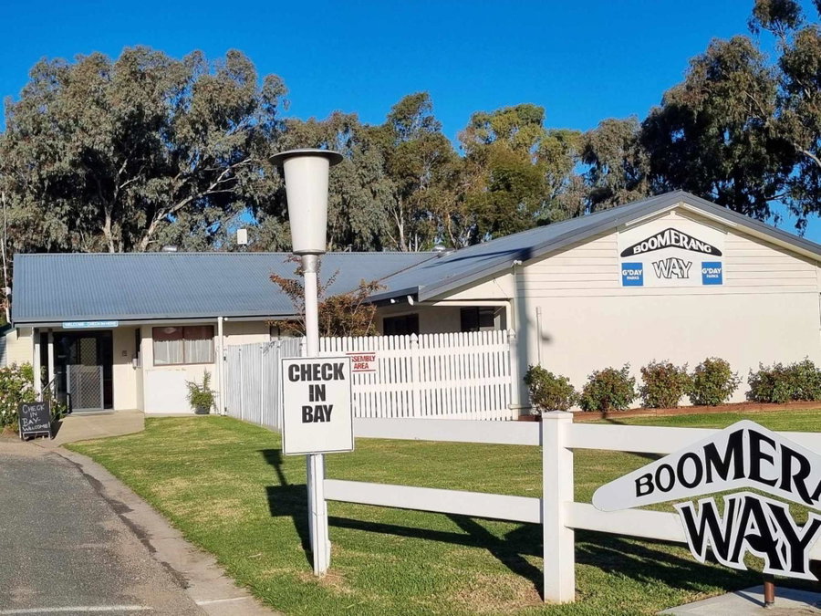 Boomerang Way Tourist Park, Tocumwal, Australia
