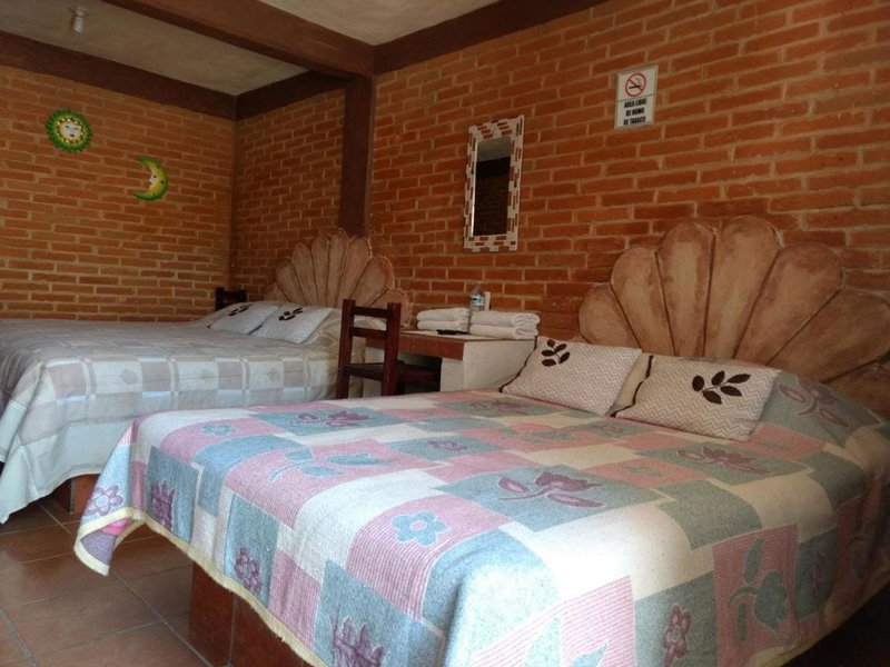 Hotel Villas Kerendarhú, Bernal, Mexico