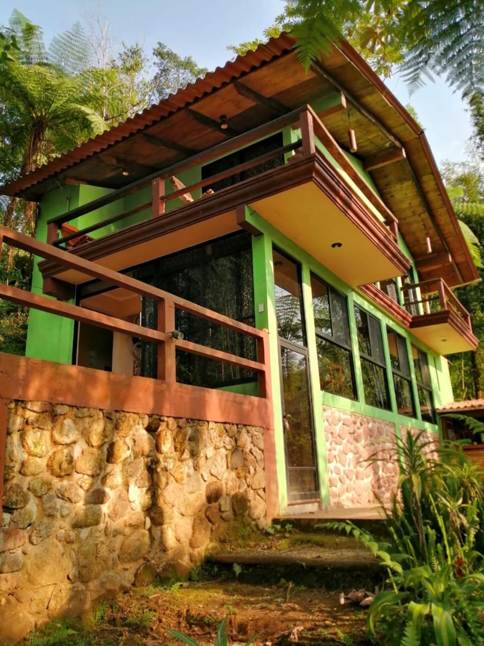 Hotel · Cabaña el Salto 2, Tzicuilán