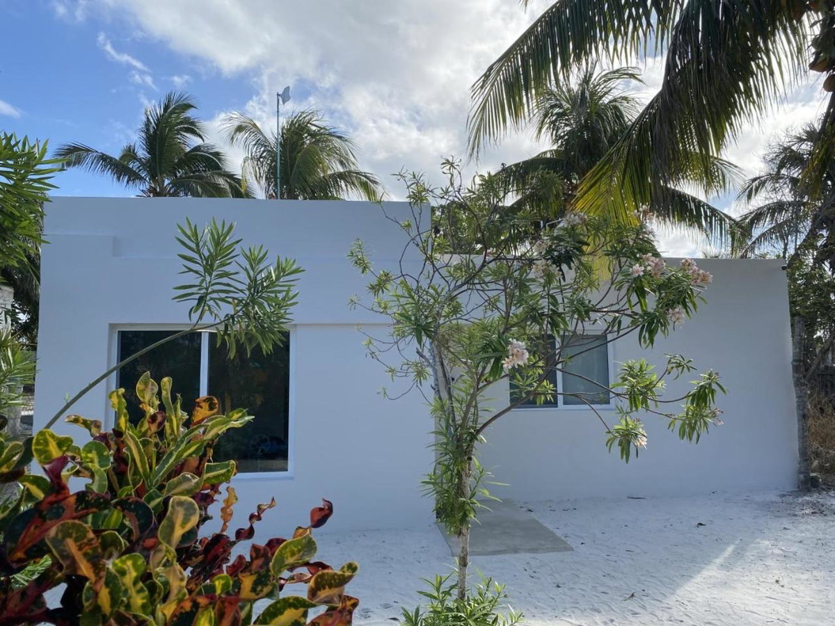 Hotel · Casa Colibrí El Cuyo, El Cuyo