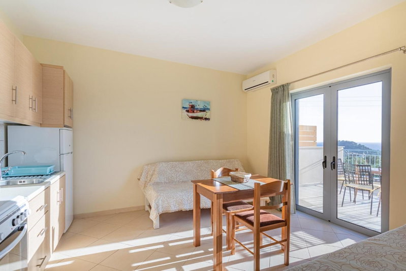 Sundy Maria Apartments, Stoupa, Greece