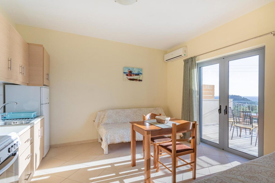 Sundy Maria Apartments, Stoupa, Greece