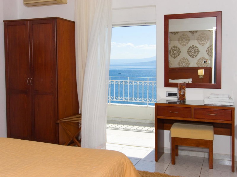 Anemolia Studios, Loutra Edipsou, Greece