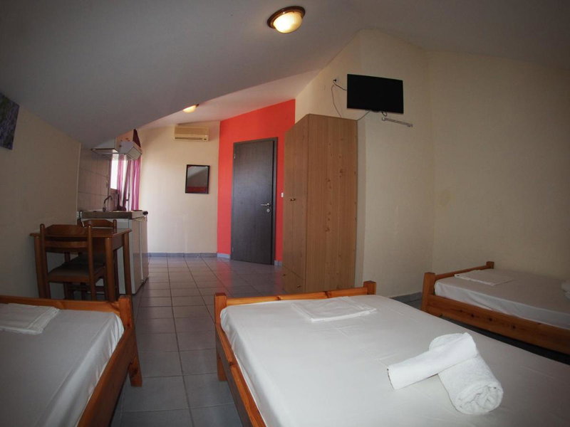House Olymp, Paralia Katerinis, Greece