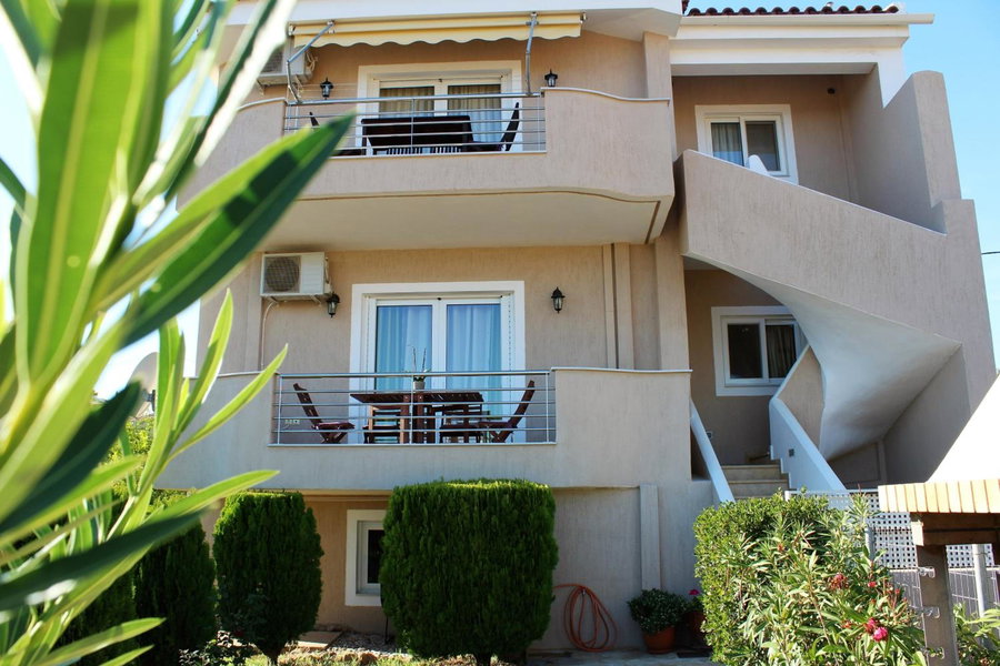 Helen's Sounio Apartments, Sounio, Greece