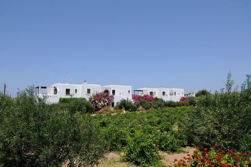 Marili Apartments Studios, Parasporos, Greece