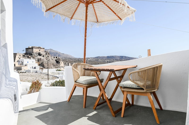White Curves, Santorini, Greece