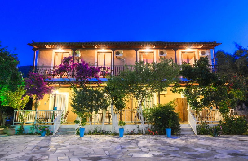 Stefanos Studios, Kerion, Greece