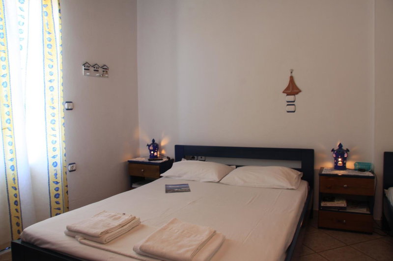 Smaragda Rooms & Studios, Platis Yialos Sifnos, Greece
