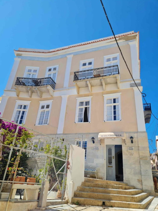Hotel Omiros, Ermoupoli, Greece