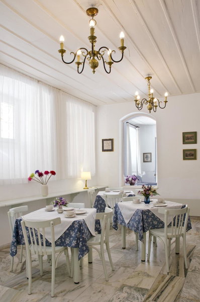 Hotel Omiros, Ermoupoli, Greece