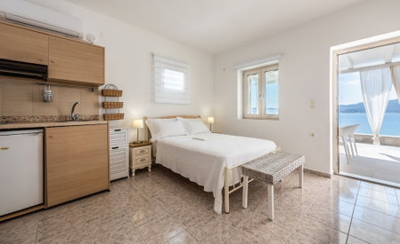 Anemi Suites, Milos, Greece