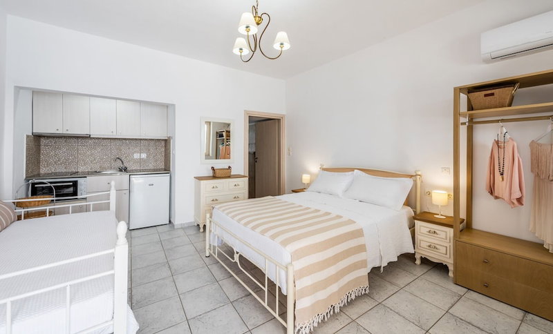 Anemi Suites, Milos, Greece