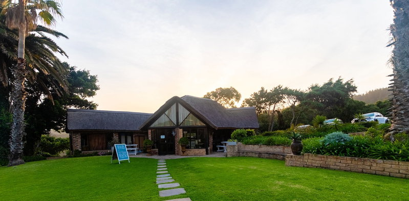 Dutton's Cove Guesthouse, Herolds Bay, South Africa
