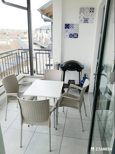 The Blyde - Crystal Lagoon Penthouse Apartment, Pretoria, South Africa