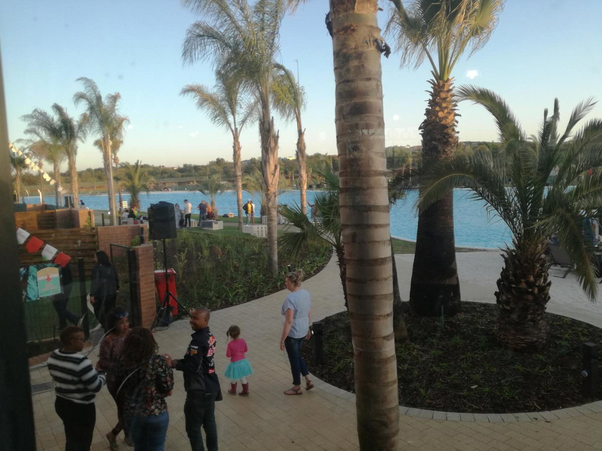 Hotel · The Blyde - Crystal Lagoon Penthouse Apartment, Pretoria