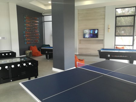 The Blyde - Crystal Lagoon Penthouse Apartment, Pretoria, South Africa