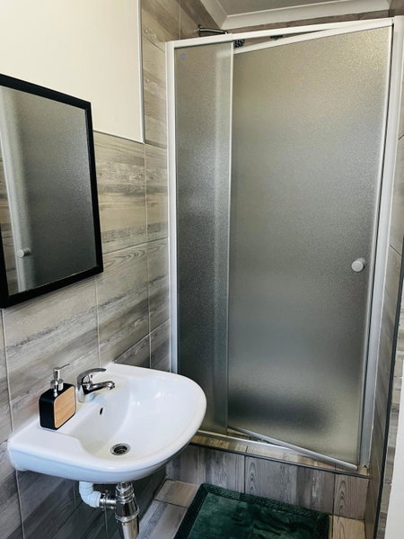 Modern secure apartment in Strand - Little Greece, Strand, South Africa