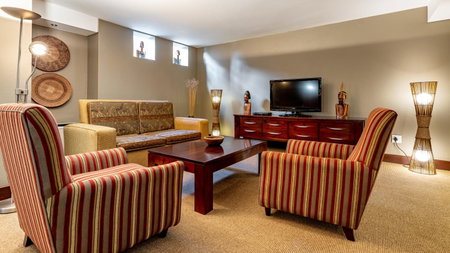 African Sky Hotels - Pine Lake Inn, White River, South Africa