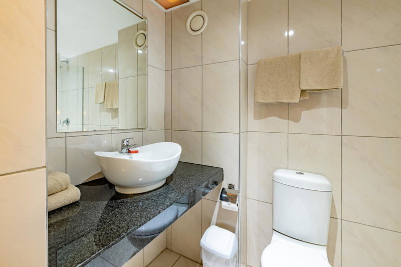 African Sky Hotels - Pine Lake Inn, White River, South Africa