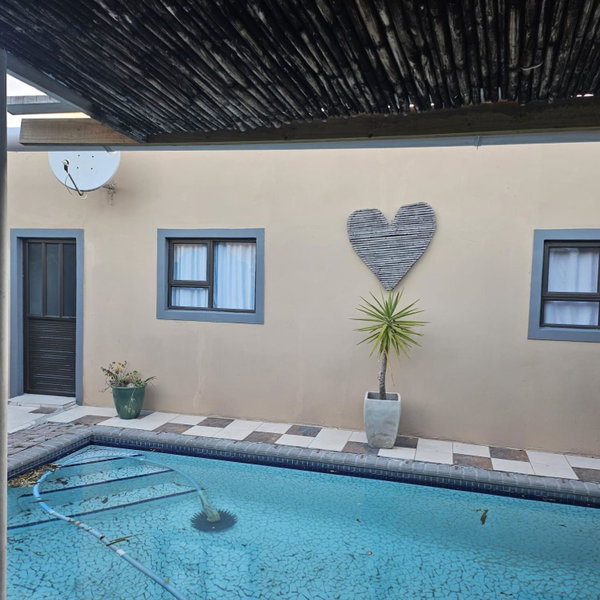 Zufike Self Catering, Port Elizabeth, South Africa