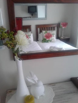 Tuscana Villa Guesthouse, Moqhaka, South Africa