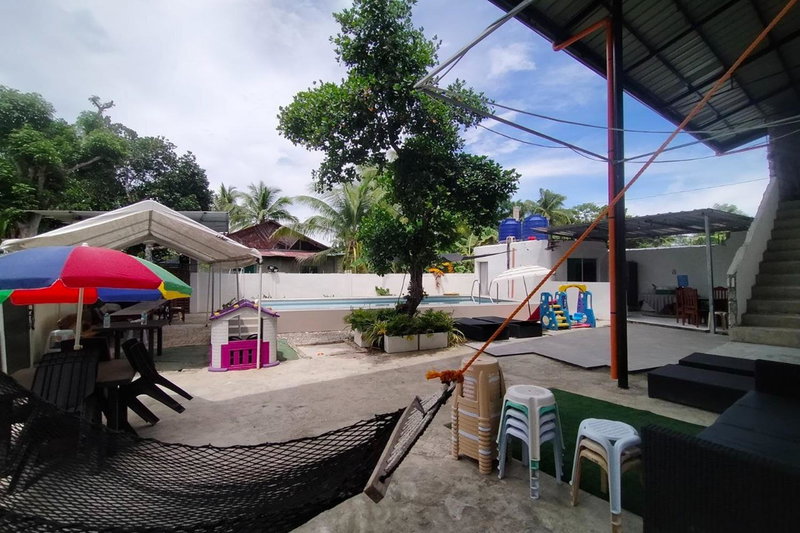 Asiah's Villa near City center, Dauis, Philippines