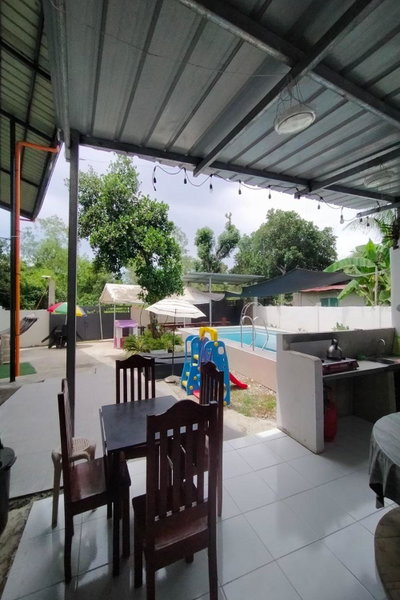 Asiah's Villa near City center, Dauis, Philippines
