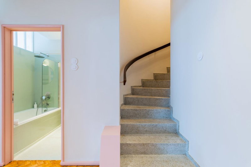 AMAZING DUPLEX - Mid Century Experience & PARKING, Porto, Portugal