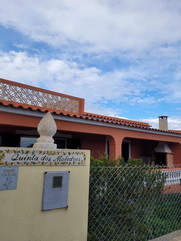 Hotel · Quinta dos Moledros, Figueira