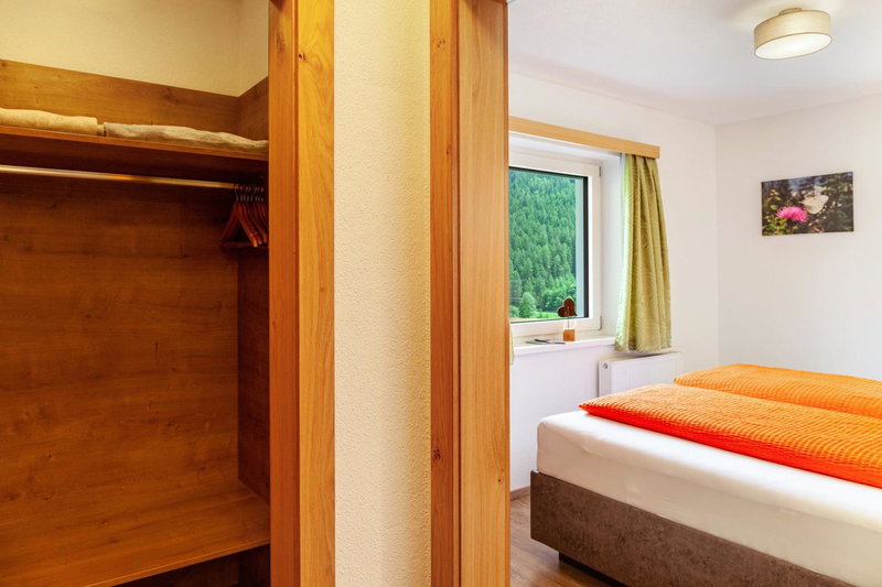 Haus Alpenheim Apartment 3, Tux, Austria