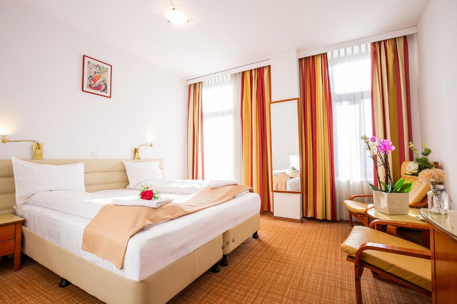 Hotel Dana 2, Satu Mare, Romania