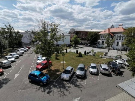 Apartament ultracentral lux, Piteşti, Romania