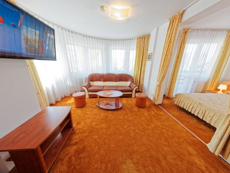 Hotel Oasis, Braşov, Romania