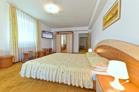 Hotel Oasis, Braşov, Romania
